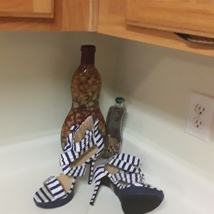 Dive Lounge High Heel Shoes